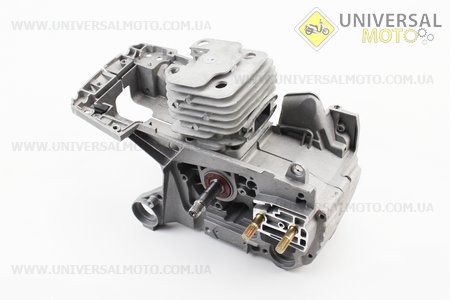 Блок двигуна в зборі 52см.куб. 45мм. Китай (Запчастини до бензопили GoodLuck / UM2052-V50)