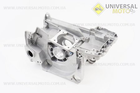 Картер 4500/5200. Китай (Запчастини до бензопили GoodLuck / UM2056-V26)