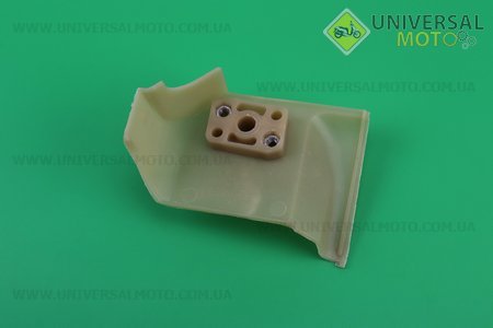 Патрубок карбюратора 139F - 4T. Китай (Запчастини для триммера / UM2132-V70)