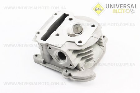 Головка циліндра з клапанами в зборі 47мм-80см.куб.. Китай (Запчастини до 4Т скутера / UM3090-V26)