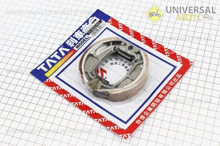 Гальмівні колодки передні комплект, 90мм (барабан) 10". TATA (Запчастини до 4Т скутера / UM3090-V82)