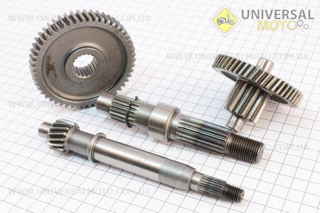 РЕДУКТОР комплект 4шт (вал первинний, вторинний короткий, шестерні). Китай (Запчастини до 4Т скутера / UM3092-V82)