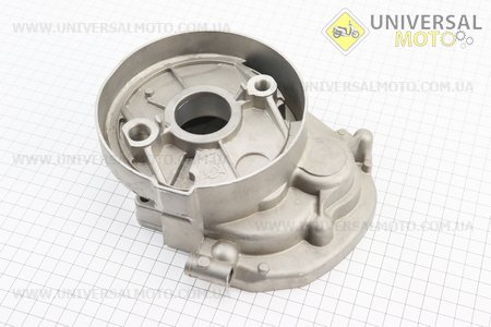 Кришка редуктора. Китай (Запчастини до 4Т скутера / UM3093-V63)