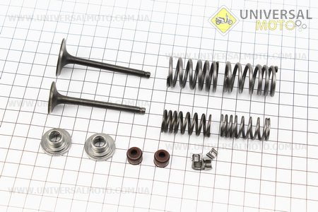 Клапан впуск., вип. повний комплект (клапан, сальник, пружина, сухар) 150см.куб.. Китай (Запчастини до 4Т скутера / UM3100-V35)