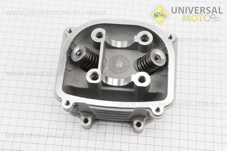 Головка циліндра + клапана в зборі 150см.куб.. Китай (Запчастини до 4Т скутера / UM3102-V03)