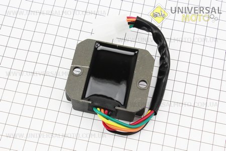 Реле-регулятор напруги 5 проводів - "5" (роз'єм малий "тато"). Китай (Запчастини до 4Т скутера / UM3102-V69)
