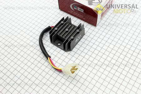 Реле-регулятор напруги 4 проводи - "4" (роз'єм великий "тато"). JIANXING (Запчастини до 4Т скутера / UM3102-V86)