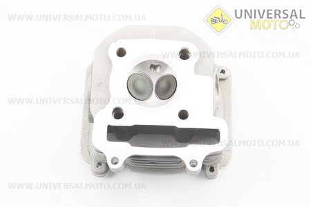 Головка циліндра з клапанами+пастель+розподільний вал у зборі 125см.куб.. Китай (Запчастини до 4Т скутера / UM3105-V03)