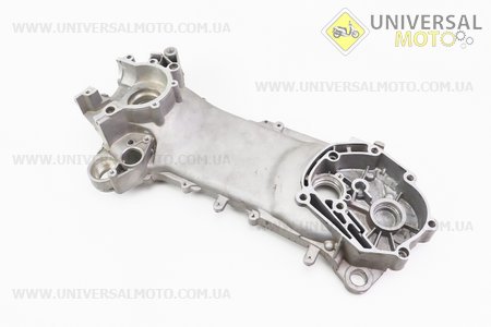 УЦІНКА 2Т-РЕМІНЬ Картер лівий (основний) (дефект вибірки під підшипник). Китай (Запчастини до 2Т ременного скутера / UM3122-V08)