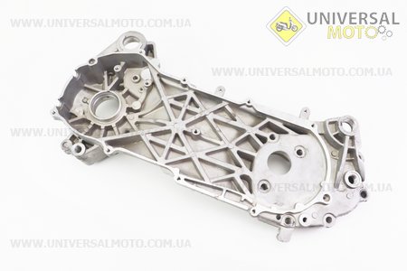 УЦІНКА 2Т-РЕМІНЬ Картер лівий (основний) (дефект вибірки під підшипник). Китай (Запчастини до 2Т ременного скутера / UM3122-V08)