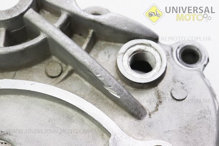 УЦІНКА 2Т-РЕМІНЬ Картер лівий (основний) (дефект вибірки під підшипник). Китай (Запчастини до 2Т ременного скутера / UM3122-V08)