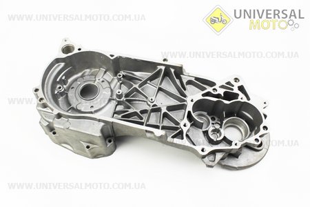 Картер лівий 250см.куб. + кришка редуктора. Китай (Запчастини на максіскутер 250сс / UM3130-V16)