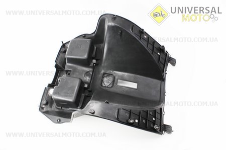 Пластик - надколінна. Китай (Запчастини на скутер Viper Storm / UM3170-V55)
