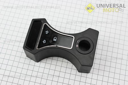 Пластик - кришка на панелі приладів де індикатори. Китай (Запчастини на скутер Viper Alpha / UM3190-V16)