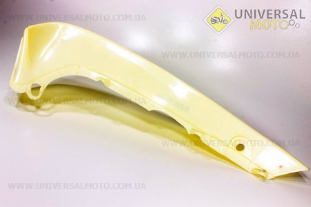 пластик - защиты ног левый НЕКРАШЕНЫЙ