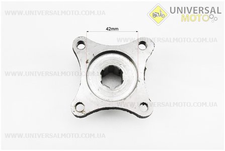 Фланець карданного валу на 4 болта d1 = 17мм, d2 = 20мм. Китай (Запчастини на мотоблок Зубр / UM3231-V53)