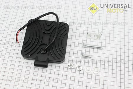 Фара додаткова світлодіодна вологозахисна - 9 LED з кріпленням, квадратна 107 * 107мм. Китай (Різне / UM3246-V15)