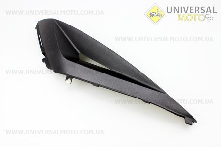 Viper - MATRIX 50 пластик - вставка пластика заднего верхнего правого, Черный . Китай (Скутер / UM3281-V03)