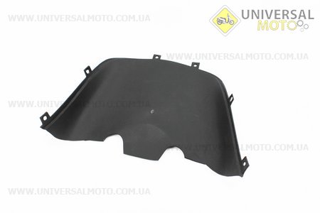 Viper - Navigator пластик - передній нижній (за колесом). Китай (Запчастини на скутер / UM3282-V34)