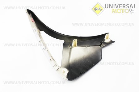 BAOTIAN - BT49QT-12G пластик - вставка пластик передній правий де поворот, ЧОРНО - СІРИЙ. Китай (Запчастини на скутер / UM3283-V06)