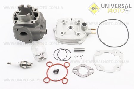 Циліндро поршневий комплект (ЦПГ) Minarelly AM6 (поршень 40мм, палець 10мм) + головка, водяне охолодження. Китай (Запчастини на європейскі скутера / UM3330-V38)