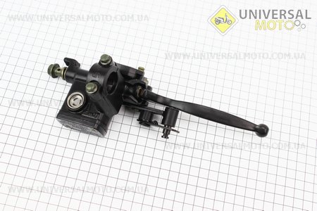 ТОРМОЗНОЙ циліндр головний лівий з важелем (з фіксатором стоянкового гальма). Китай (Запчастини на квадроцикли / UM3351-V97)