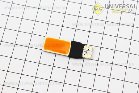 Лампа 2-діодний поворот / габарит, жовтий T10. Китай (Різне / UM3377-V72)