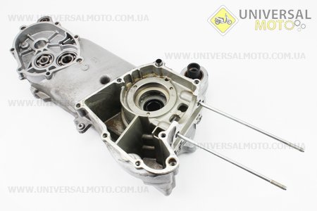 Картер лівий + правий комплект Yamaha JOG SA-36J / 39J б / у. Taiwan (Запчастини з разборки / UM3501-V32)