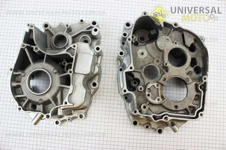 ZS250-4B / Honda - CBT250 Картер двигуна лівий + правий комплект. Китай (Запчастини на мотоцикл / UM3511-V50)