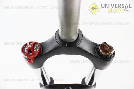 Вилка 26 "амортизаційна, без різьблення 1-1 / 8" (28,6мм), шток 240мм, з ходом 100мм, V / Disk-brake, M Lockout, чорна ES-246- млO. AVANTI (Велозапчастини / UM4066-V54)