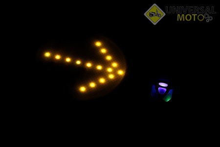 Рюкзак влагозащитный 5 литр., с диодным указателем направления, пульт дистанционного управления, Li-ion 4.2V 650mAh зарядка от USB, оранжевый. Китай (Велоэкипировка / UM4080-V16)