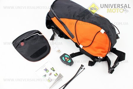 Рюкзак влагозащитный 5 литр., с диодным указателем направления, пульт дистанционного управления, Li-ion 4.2V 650mAh зарядка от USB, оранжевый. Китай (Велоэкипировка / UM4080-V16)
