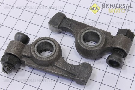 Коромисло клапана комплект 2шт R175A/R180NM (з болтами). Китай (Запчастини на мотоблок з двигуном 175 та180N / UM6030-V68)