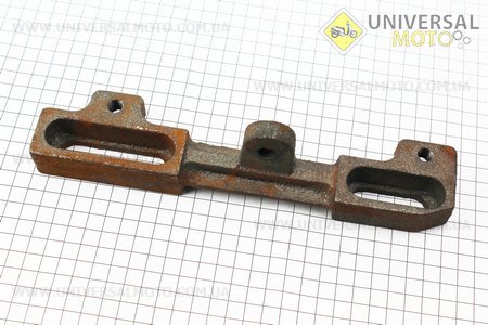 Кронштейн кріплення двигуна передній Тип №1. Китай (Запчастини на мотоблок з двигуном 175 та180N / UM6032-V13)