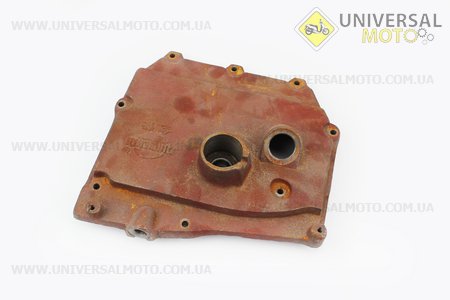 Крышка блока двигателя правая (со стороны заводного рычага), 8 отверстия , чугунная R190N/195NM Тип №1. Китай (Мотоблочный двигатель 190/195N / UM6032-V27)