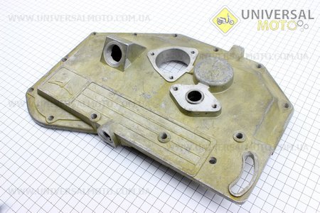 Крышка блока двигателя правая (со стороны заводного рычага), длинная, 12 отверстия , алюминиевая R180NM. Китай (Мотоблочный двигатель 175/180N / UM6032-V70)