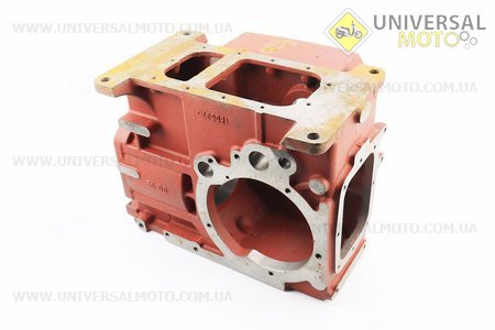 Блок двигуна, поршень 90мм або 92мм, кришка права 8отв., Кришка ліва 5 отворів, R190N + гільза + шпильки 4шт. Viper (Запчастини на мотоблок з двигуном 190 и 195N / UM6046-V79)