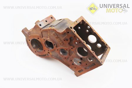 УЦІНКА МБ-M175 / 195N КПП - Корпус порожній, кріплення під 5 болтів 101-2 (замазаний корпус холодним зварюванням, наліт іржі, дивись фото). Китай (Уцінка / UM6049-V64)