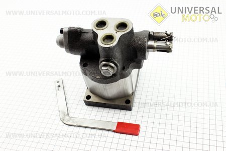 Насос гідравлічний з перемикачем в зборі. Китай (Запчастини на мототрактор / UM6080-V29)