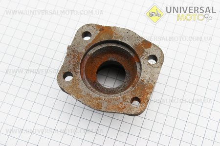 Опора штока КПП. Китай (Запчастини на мототрактор / UM6082-V86)