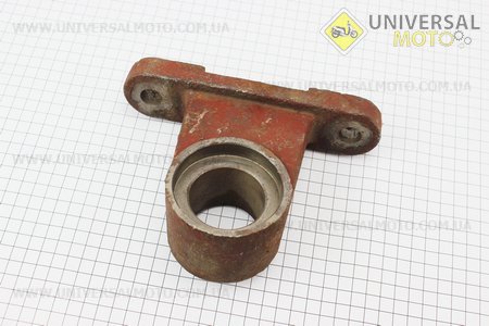 Опора передня переднього мосту DongFeng (304.31.220-2). Китай (Запчастини на мінітрактор Донг Фенг / UM6150-V57)