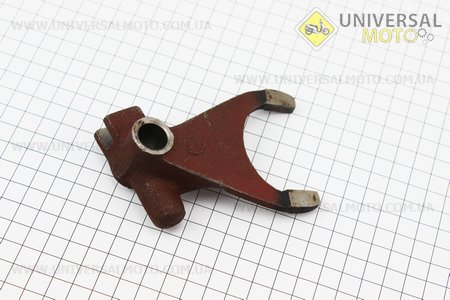 Вилка підвищеної / зниженої передачі КПП DongFeng 244/240 (200.37.211). Китай (Запчастини на мінітрактор Донг Фенг / UM6151-V23)