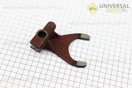 Вилка підвищеної / зниженої передачі КПП DongFeng 244/240 (200.37.211). Китай (Запчастини на мінітрактор Донг Фенг / UM6151-V23)