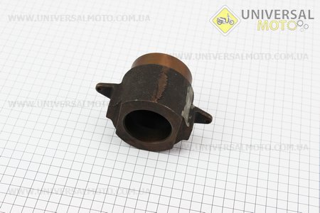 Корпус вичавного підшипнику Foton 354/404 (ТЕ300.212B-01). Китай (Запчастини на мінітрактор Foton / UM6171-V40)