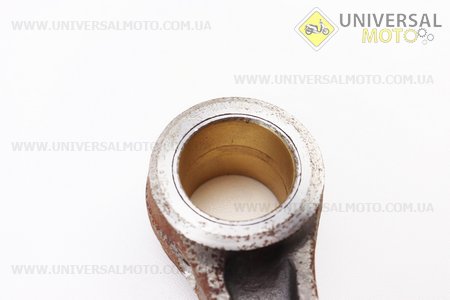 УЦІНКА Шатун R185N/R190N/R192N/R195NM + вкладиші (дефект втулки верхнього пальця, незначний наліт, див. фото). Viper (Уцінка / UM6240-V18)