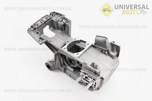 Картер 4500/5200 + амортизатори + сальники + підшипники. Китай (Запчастини до бензопили GoodLuck / UM2050-V83)