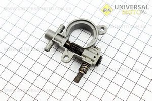 Насос масляний 2400/2500/3800. Китай (Запчастини до бензопили GoodLuck / UM2051-V24)