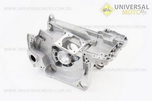 Картер 4500/5200. Китай (Запчастини до бензопили GoodLuck / UM2056-V26)