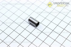 Втулка направляюча картера двигуна 8*14 (всередині 6,5 мм). Китай (Запчастини до 4Т скутера / UM3094-V74)