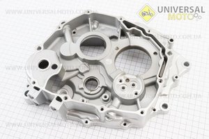 Картер двигателя правый